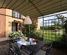 Italy Pisa Peccioli vacation rental compare prices direct by owner 4310537