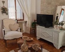 Italy Veneto Feltre vacation rental compare prices direct by owner 13978759