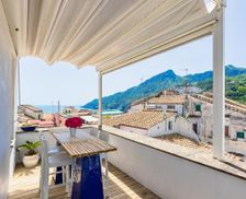 Italy Campania Vietri sul Mare vacation rental compare prices direct by owner 35874421