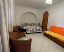 Italy Ischia Island Forio d'Ischia vacation rental compare prices direct by owner 33634280