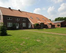 Germany Lower-Saxony Uplengen vacation rental compare prices direct by owner 33703956