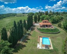 Italy Tuscany Scrofiano vacation rental compare prices direct by owner 33693797