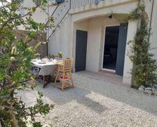 France Provence-Alpes-Côte d'Azur Orgon vacation rental compare prices direct by owner 33484352
