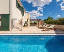 Croatia Zadar County Vinjerac vacation rental compare prices direct by owner 4414342