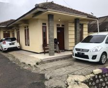 Indonesia Jawa Timur Probolinggo vacation rental compare prices direct by owner 6632636