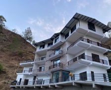 India Uttarakhand Lansdowne vacation rental compare prices direct by owner 35482908