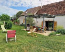 France Centre Clère-du-Bois vacation rental compare prices direct by owner 33691099