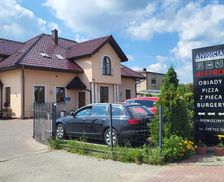 Poland Silesia Pyrzowice vacation rental compare prices direct by owner 13933309