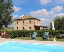 Italy Marche Corridonia vacation rental compare prices direct by owner 5842499