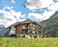 Austria Tyrol Holzgau vacation rental compare prices direct by owner 14034796