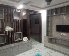 India Uttar Pradesh Lucknow vacation rental compare prices direct by owner 35166867