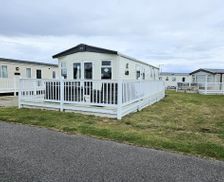 United Kingdom Grampian Lossiemouth vacation rental compare prices direct by owner 15225650