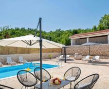 Croatia Split-Dalmatia County Zmijavci vacation rental compare prices direct by owner 35208792