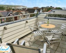 United Kingdom Isle of Wight Sandown vacation rental compare prices direct by owner 32651074