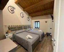 Italy Marche Amandola vacation rental compare prices direct by owner 35887090