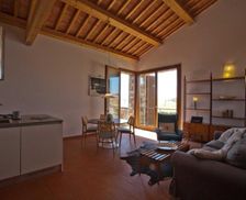 Italy Pisa Volterra vacation rental compare prices direct by owner 3920514