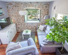 Croatia Dalmatien Gornji Vinjani vacation rental compare prices direct by owner 4230858