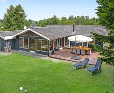 Denmark Zealand Dronningmølle vacation rental compare prices direct by owner 33214044