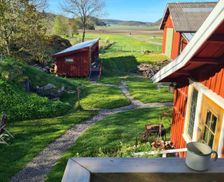 Sweden Västra Götaland Ucklum vacation rental compare prices direct by owner 26975849