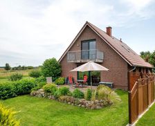 Germany Mecklenburg-Pomerania Leezen vacation rental compare prices direct by owner 33700101