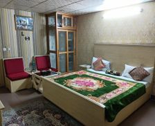 Pakistan Punjab Gujrānwāla vacation rental compare prices direct by owner 35900195