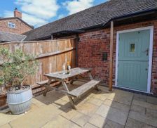 United Kingdom Cheshire Chester vacation rental compare prices direct by owner 14212586