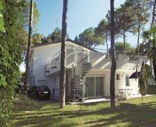 Italy Friuli Venezia Giulia Lignano Sabbiadoro vacation rental compare prices direct by owner 32340342