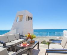 Spain Andalucía Estepona vacation rental compare prices direct by owner 36544198