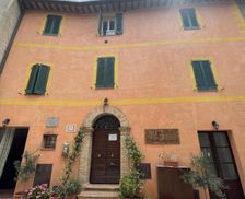 Italy Umbria Valfabbrica vacation rental compare prices direct by owner 14475338