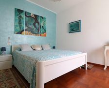 Italy Liguria Coreglia Ligure vacation rental compare prices direct by owner 14082923