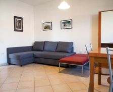 Italy Sardinia Narbolia vacation rental compare prices direct by owner 32579734