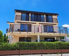 Republic of North Macedonia  Veles vacation rental compare prices direct by owner 26391435