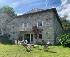 France Auvergne Saint-Jeures vacation rental compare prices direct by owner 27070920