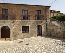 Italy Campania Rocca San Felice vacation rental compare prices direct by owner 35914456