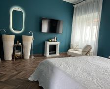 Italy Piedmont Venaria Reale vacation rental compare prices direct by owner 32340733