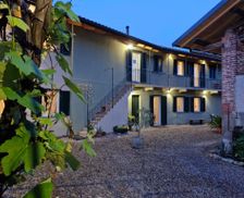 Italy Piedmont Momo vacation rental compare prices direct by owner 35212914