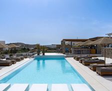 Greece Mykonos Super Paradise Beach vacation rental compare prices direct by owner 27372543