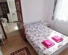 Romania Hunedoara Deva vacation rental compare prices direct by owner 33608309