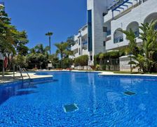 Spain Andalucía Costa Ballena vacation rental compare prices direct by owner 36377250