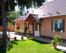 Slovakia Trnavský kraj Dunajský Klátov vacation rental compare prices direct by owner 13701415