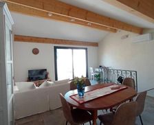 France Provence-Alpes-Côte d'Azur Boulbon vacation rental compare prices direct by owner 35401022