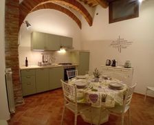 Italy Tuscany Peccioli vacation rental compare prices direct by owner 35926965