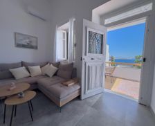 Greece Milos Adamantas vacation rental compare prices direct by owner 36404087