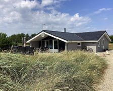 Denmark Syddanmark Vejers Strand vacation rental compare prices direct by owner 29913748