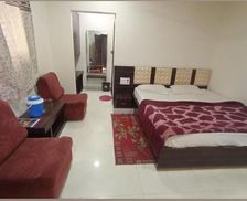 India Madhya Pradesh Pachmarhī vacation rental compare prices direct by owner 35925003