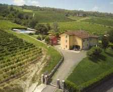 Italy Piemonte Santo Stefano Belbo vacation rental compare prices direct by owner 6279791