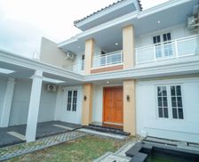 Indonesia Yogyakarta Province Kejayan vacation rental compare prices direct by owner 35932443