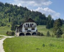 Romania Suceava Şaru Dornei vacation rental compare prices direct by owner 28768129