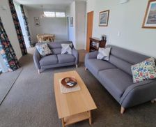 New Zealand Bay of Plenty Rotorua vacation rental compare prices direct by owner 35963290