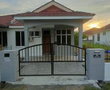 Malaysia Kedah Kulim vacation rental compare prices direct by owner 35926775